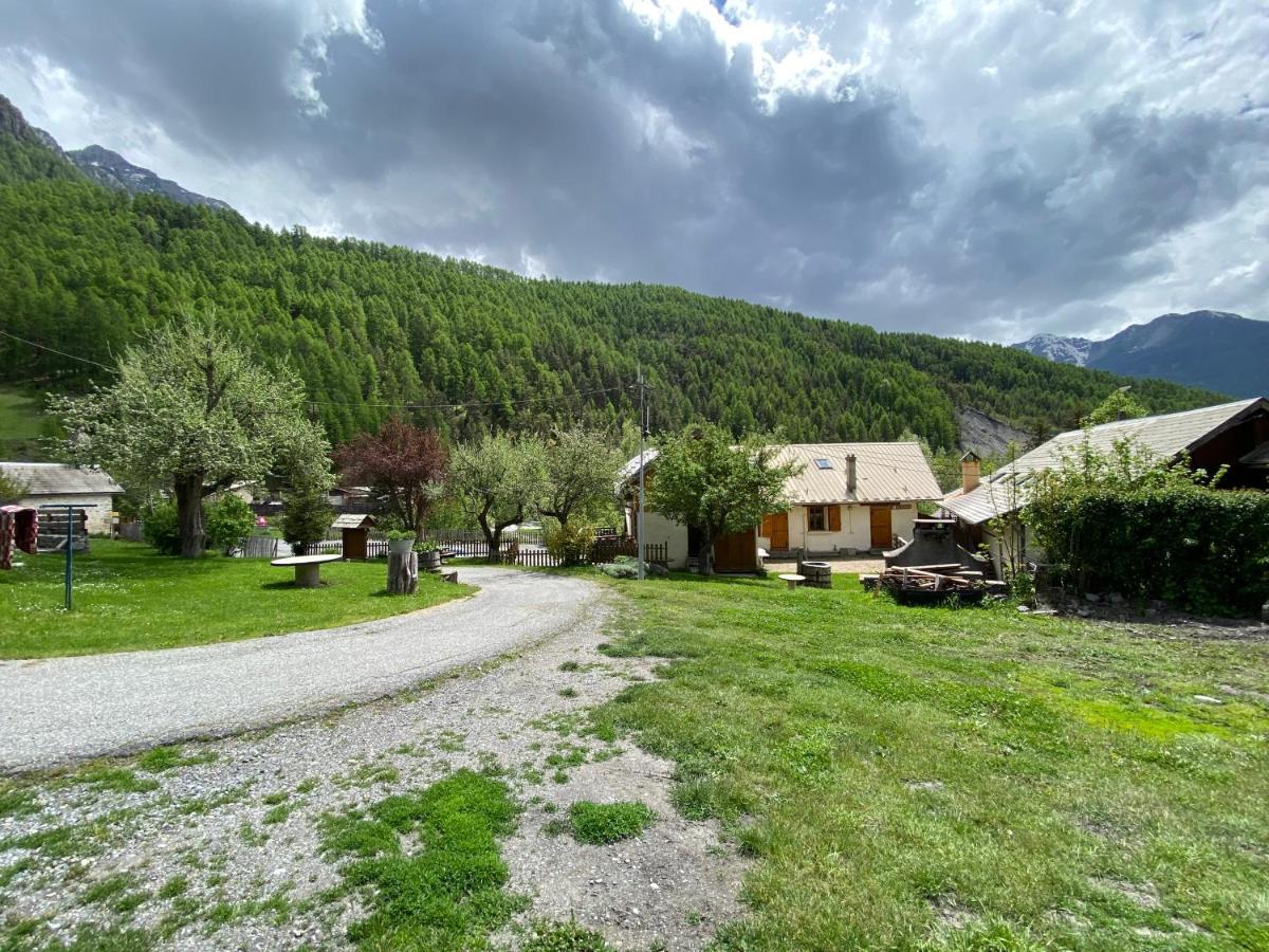 Le Refuge Veritable Cocon Avec Cheminee Les Orres Exterior photo
